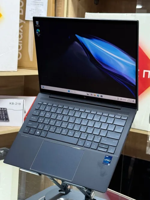 HP DRAGONFLY 13.5 G4 I7 1355U 16GO 1TO SSD TACTILE 