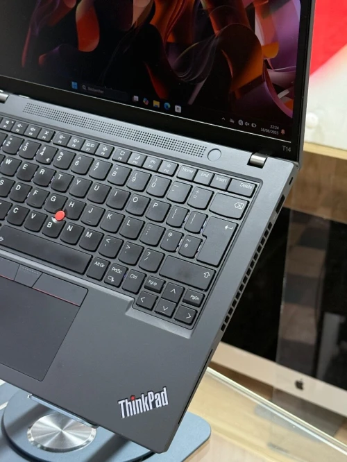 LENOVO THINKPAD T14 GEN 4 I5 1335U 16GO 256GO SSD NVME