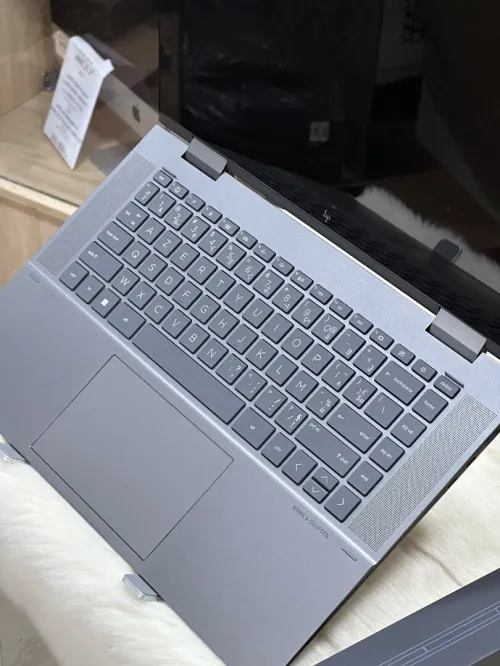 HP ENVY X360 15-EW1073CL I7 1355U 32GO 1TO SSD TACTILE + STYLET NEUF SOUS EMBALLAGE 