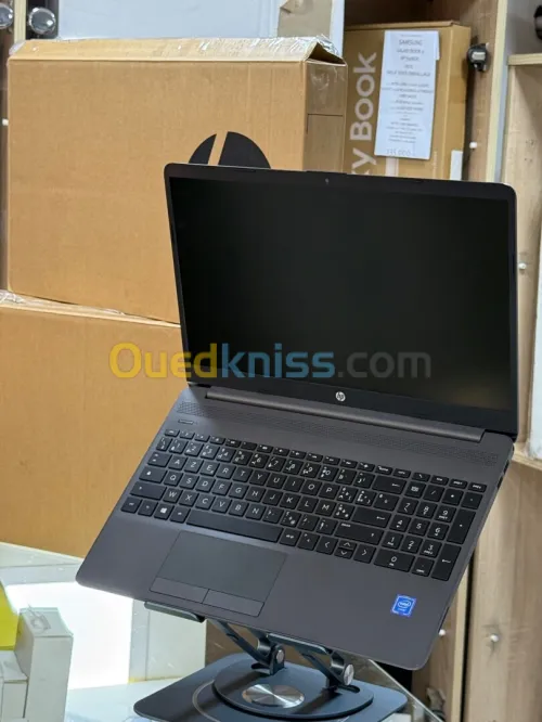 HP 250 G8 INTEL CELERON N4020 4GO 256GO SSD 15.6 FHD WINDOWS 11 ORIGINAL NEUF SOUS EMBALLAGE 