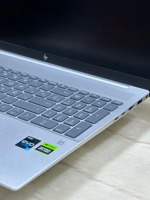 HP PAVILION PLUS 16-AB0XXX I7 13700H 16GO 1TO SSD NVIDIA GEFORCE RTX3050 6GO NEUF SOUS SOUS EMBALLA