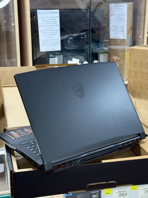 MSI KATANA 15HX B14WFK I9 14900Hx 16GO 1TO SSD NVIDIA GEFORCE RTX5060 8GO GDDR7 NEUF SOUS EMBALLAGE 
