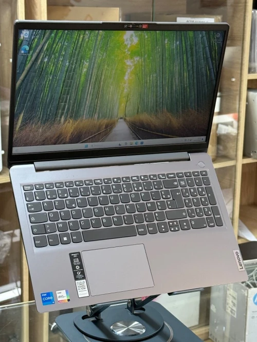 LENOVO IDEAPAD 3 15ITL6 I5 1135G7 8GO 512GO SSD NVME