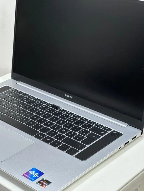 HONOR MAGICBOOK PRO HYLR-WFQ9 AMD RYZEN 5 4600H 16GO 512GO NEUF SOUS EMBALLAGE 