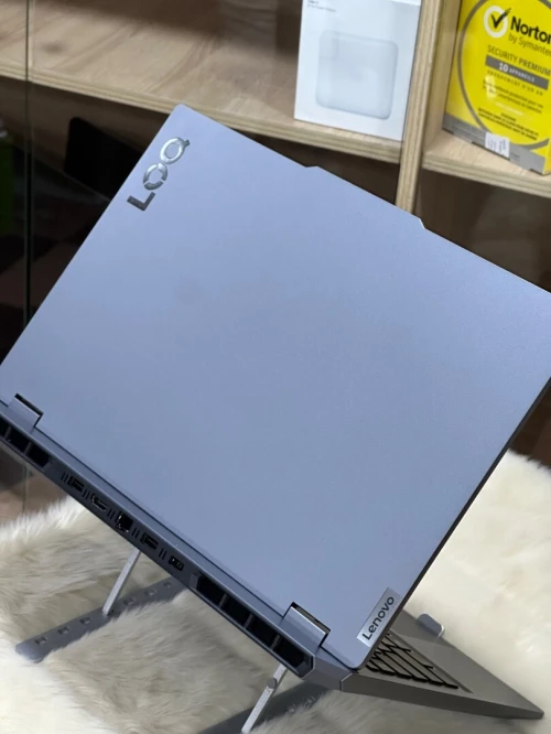 LENOVO LOQ 15ARP9 AMD RYZEN 5 7235HS 16GO DDR5 512GO SSD NVIDIA GEFORCE RTX3050 6GO NEUF SOUS EMBALL
