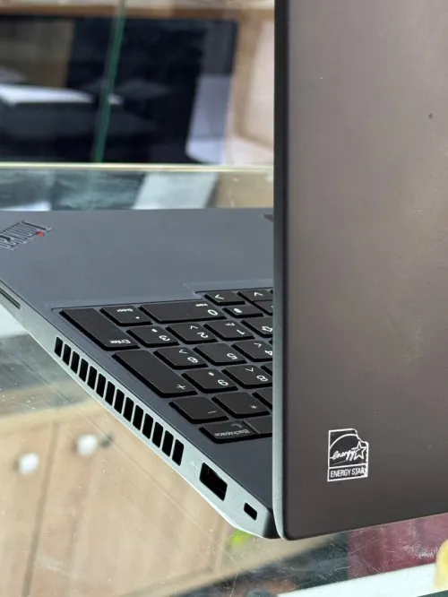 LENOVO THINKPAD P16s GEN 2 I7 1370P 32GO 512GO SSD NVIDIA RTX A500 4GO GDDR6