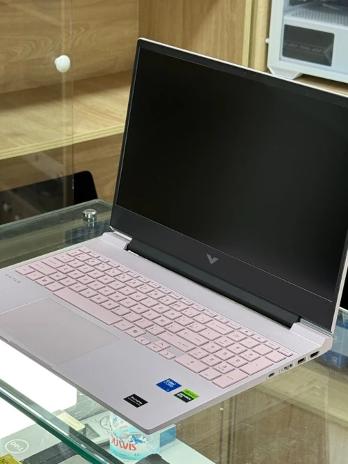 HP VICTUS 15 FA2XXX CORE 5 210H 16GO 1TO SSD NVIDIA GEFORCE RTX4050 6GO GDDR6 NEUF JAMAIS UTILISÉ