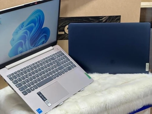 LENOVO IDEAPAD 3 NEUF SOUS EMBALLAGE I3 1115G4 3.0GHZ 12GO 256 SSD ECRAN 15.6" FULL HD 1080P WIN 11 