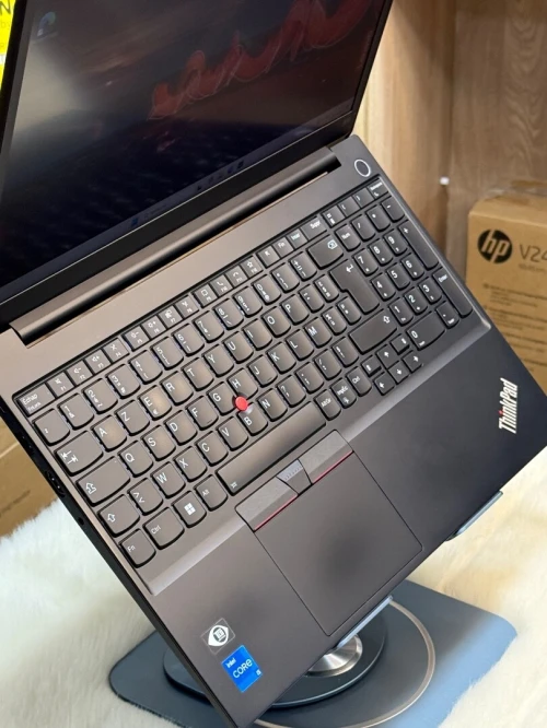 LENOVO THINKPAD E15 GEN 4 I5 1225U 8GO 256GO SSD NVME 