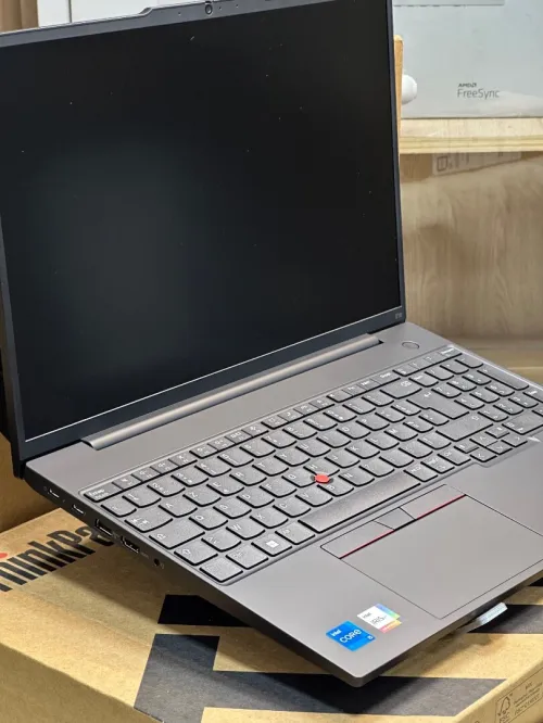 LENOVO THINKPAD E16 GEN1 I3 1315U 8GO 256GO SSD NEUF SOUS EMBALLAGE 