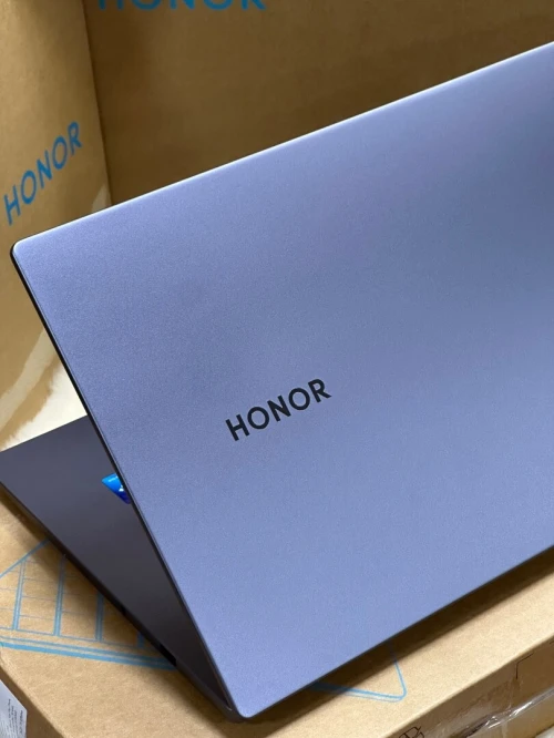 HONOR MAGICBOOK X15 BBR-WAI9 I3 10110U 8GO 256GO SSD NEUF SOUS EMBALLAGE 