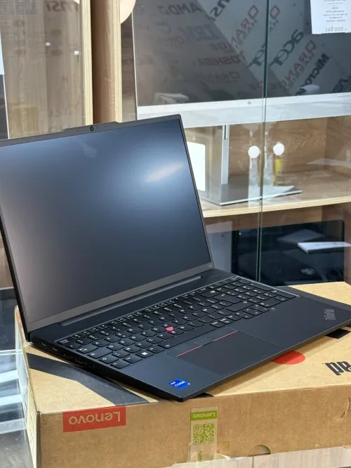 LENOVO THINKPAD E16 I7 13700H 16GO 512GO SSD NVME NEUF SOUS EMBALLAGE