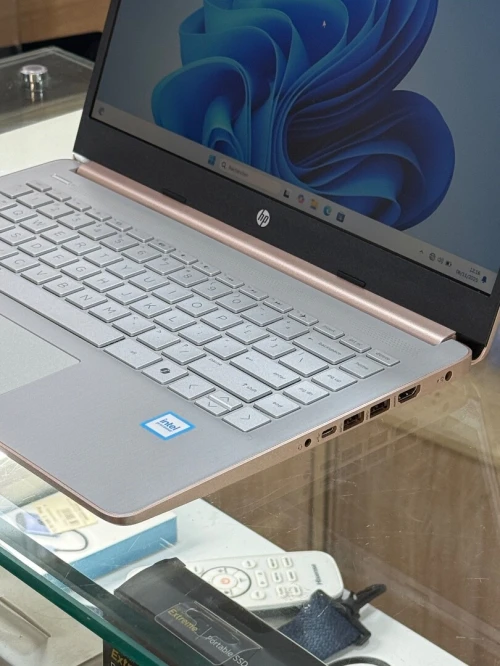 HP LAPTOP 14 DQ6XXX INTEL N150 16GO 128GO SSD 