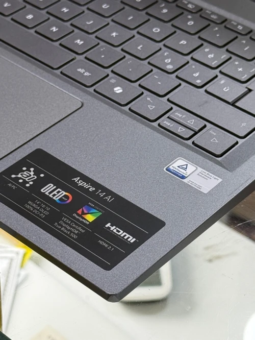 ACER ASPIRE 14 AI A14-52M ULTRA 7 256V 16GO DDR5X 512GO SSD OLED INTEL ARC 140V 8GO