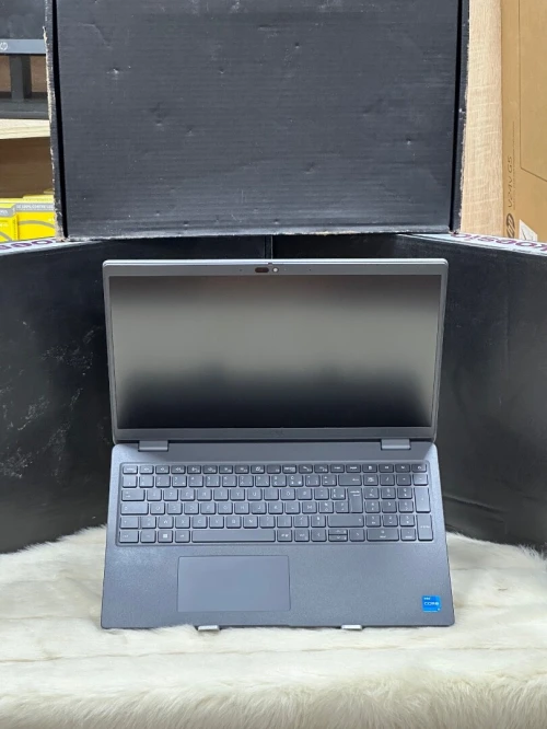 DELL LATITUDE 3540 I3 1215U 8GO 512GO SSD NEUF SOUS EMBALLAGE 