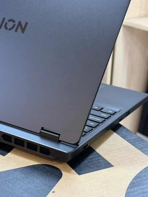 LENOVO LEGION 5i 15IRX10 I7 14700Hx 16GO 512GO SSD NVIDIA GEFORCE RTX5050 8GO GDDR7 NEUF SOUS EMBALLAGE
