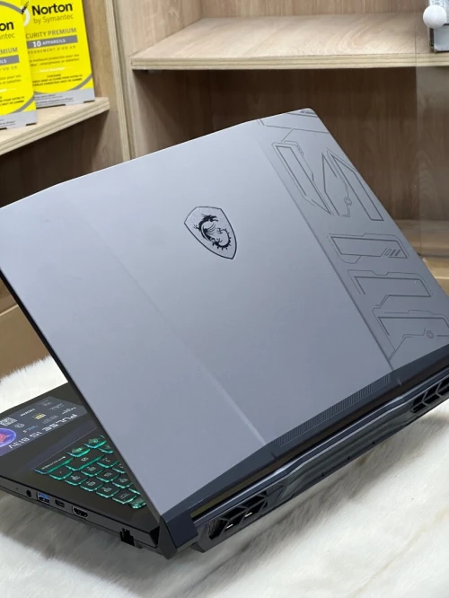 MSI PULSE 15 B13VGK I7 13620H 16GO 512GO SSD NVIDIA GEFORCE RTX4070 8GO NEUF