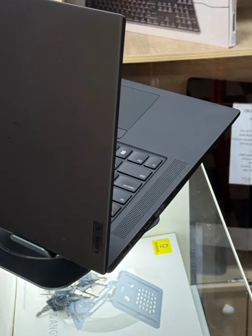 LENOVO THINKPAD P1 GEN 4 I7 11800H 32GO 512GO SSD NVIDIA T1200 4GO GDDR6