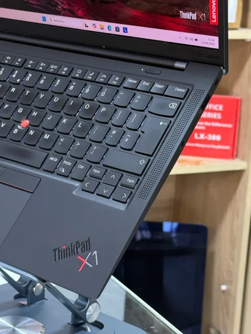 LENOVO THINKPAD X1 CARBON GEN 10 I5 EVO 1235U 16GO 1TO SSD NVME