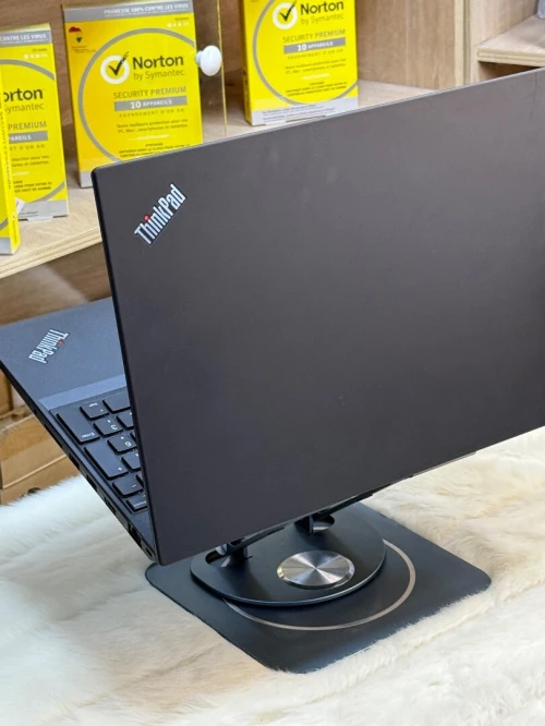 LENOVO THINKPAD P52s I7 8550U 16GO 256GO SSD NVIDIA QUADRO P500 2GO