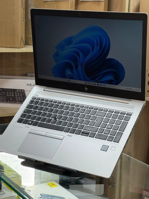 HP ELITEBOOK 850 G6 I7 8565U 32GO 512GO SSD AMD RADEON 550X 2GO 