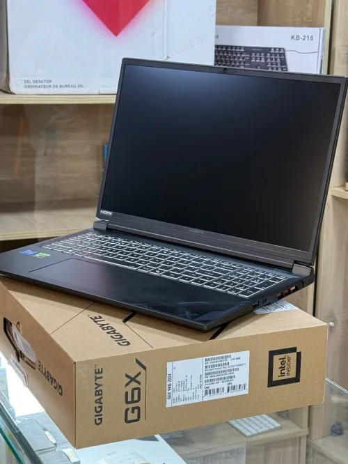 GIGABYTE GAMING G6X9KG I7 13650Hx 16GO 1TO SSD NVME NVIDIA GEFORCE RTX4060 8GO GDDR6 NEUF SOUS EMBAL