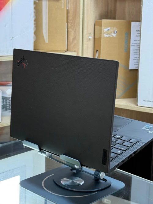 LENOVO THINKPAD X1 CARBON GEN 10 INTEL CORE I7 EVO 1260P 32GO 1TO SSD 3K OLED 