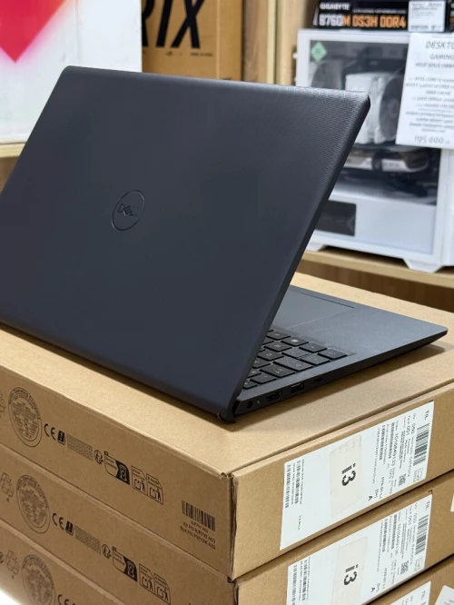 DELL VOSTRO 15 3530 I3 1305U 8GO 512GO SSD NEUF SOUS EMBALLAGE