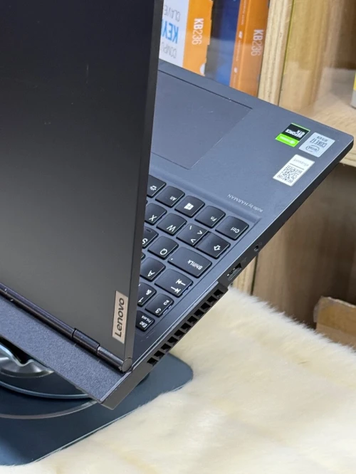LENOVO LEGION 5 15IMH05 I7 10750H 16GO 1TO SSD NVIDIA GEFORCE GTX1650 4GO