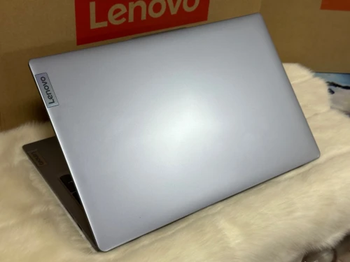 LENOVO IDEAPAD SLIM 3 15IRH8 I5 13420H 8GO 512GO SSD NEUF SOUS EMBALLAGE 