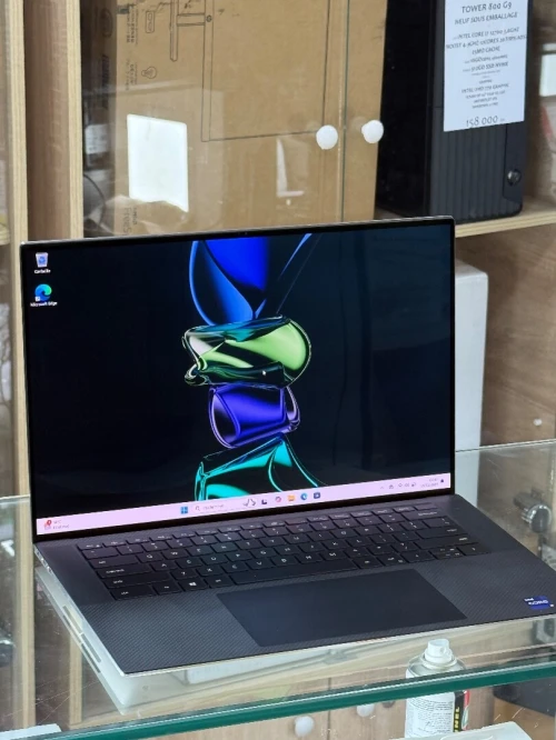 DELL XPS 9510 4K OLED I9 11900H 64GO 1TO SSD NVIDIA GEFORCE RTX3050Ti 4GO TACTILE