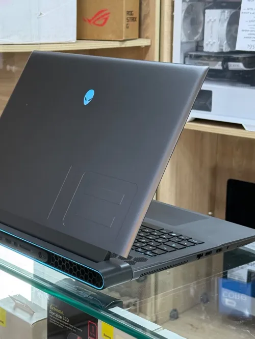 ALIENWARE M18 R2 I9 14900Hx 64GO 4TO SSD NVME NVIDIA GEFORCE RTX4090 16GO GDDR6