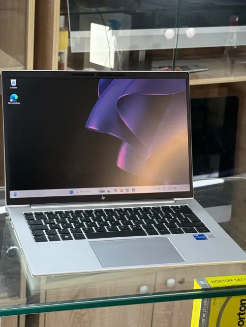 HP ELITEBOOK 840 G9 I5 1245U 16GO 256GO SSD NVME