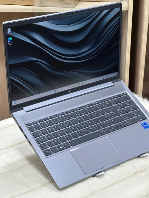 HP ZBOOK POWER G8 I7 11800H 32GO 512GO SSD NVIDIA T600 4GO GDDR6