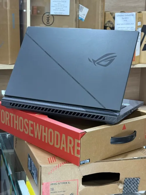 ASUS ROG STRIX G18 G814J I9 14900HX 32GO 1TO SSD NVIDIA GEFORCE RTX4070 8GO NEUF SOUS EMBALLAGE 