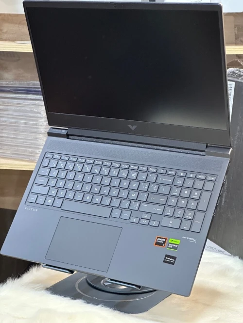 HP VICTUS GAMING 16 S1023DX AMD RYZEN 7 8845HS 16GO DDR5 512GO SSD NVIDIA GEFORCE RTX4070 8GO NEUF 
