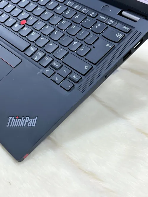 LENOVO THINKPAD X13 YOGA GEN 4 ECRAN 13.3" FHD LED TACTILE  I7 EVO 1355U 16GO 512GO SSD WIN 11 l
