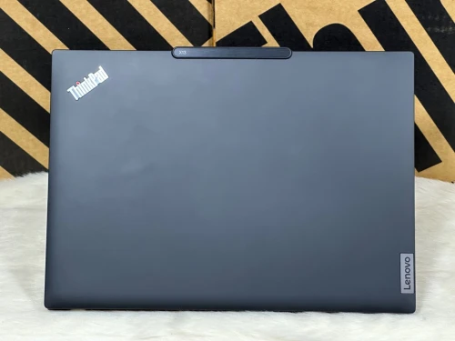 LENOVO THINKPAD X13 GEN 4 AMD RYZEN 5 PRO 7540U 16GO DDR5 256GO SSD NEUF SOUS EMBALLAGE 