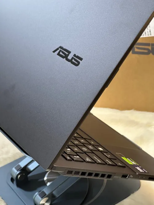 ASUS VIVOBOOK PRO 15 Q533M OLED INTEL ULTRA 7 155H 16GO 1TO SSD NVIDIA GEFORCE RTX3050 6GO NEUF 