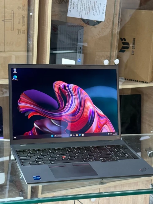 LENOVO THINKPAD P16s GEN 2 I7 1370P 64GO 2TO SSD NVME NVIDIA RTX A500 4GO GDDR6 4K OLED
