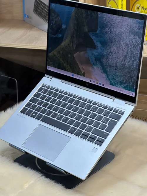 HP ELITEBOOK X360 830 G10 I5 VPRO 1345U 32GO 256GO SSD NVME 