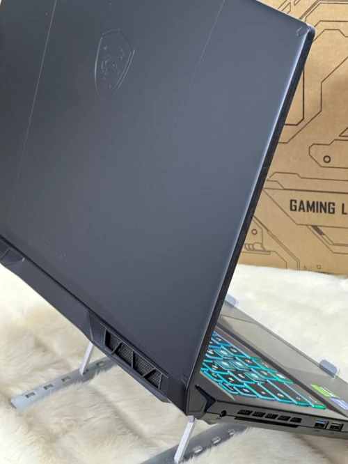 MSI KATANA 15 B13VGK I7 13620H 32GO DDR5 1TO SSD NVIDIA GEFORCE RTX4070 8GO NEUF SOUS EMBALLAGE 