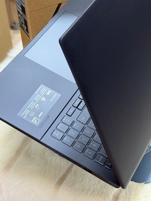 ASUS VIVOBOOK FX3607VU ULTRA 5 210H 8GO DDR5 512GO SSD NVIDIA GEFORCE RTX4050 6GO NEUF SOUS EMBALL