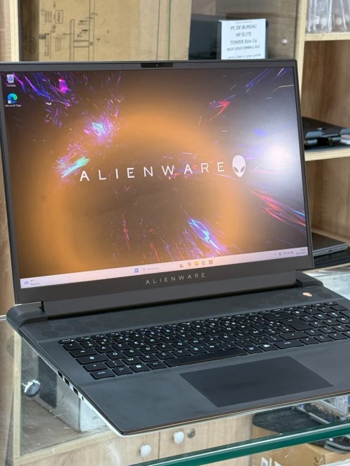 ALIENWARE M18 R2 I9 14900Hx 64GO 4TO SSD NVME NVIDIA GEFORCE RTX4090 16GO GDDR6