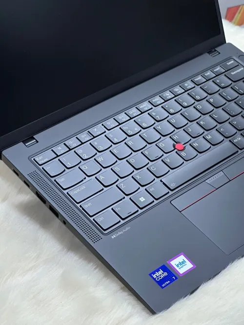LENOVO THINKPAD T14 GEN 6 AMD RYZEN 7 PRO 8840U 32GO DDR5X 512GO SSD NEUF SOUS EMBALLAGE 