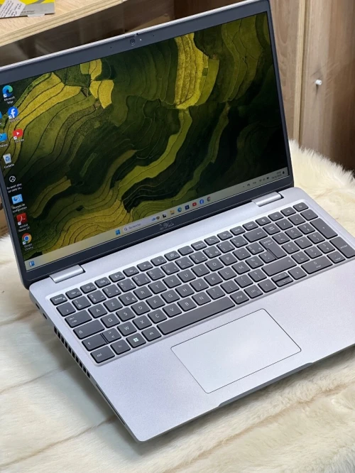 DELL PRECISION 3581 I5 13600H 16GO 512GO SSD NVIDIA RTX A500 4GO G