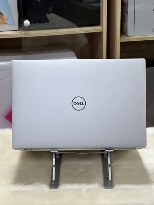 DELL XPS 15 9520 I7 12700H 16GO DDR5 1TO SSD NVIDIA GEFORCE RTX3050Ti 4GO 4K OLED TACTILE 
