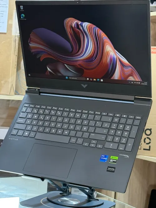 HP VICTUS 16-R1XXX I7 14700HX 16GO 1TO SSD NVIDIA GEFORCE RTX4060 8GO 