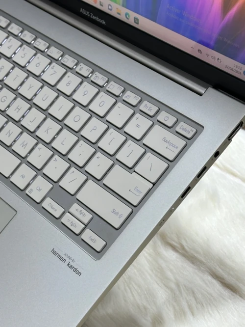 ASUS ZENBOOK UX3404VA OLED I9 EVO 13900H 16GO DDR5 1TO SSD NVME 