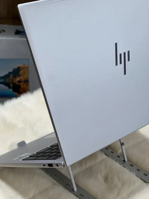 HP ELITEBOOK 860 G10 I7 EVO 1370P 32GO DDR5 5200MHZ 1TO SSD NVME 